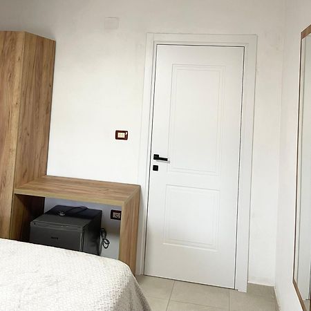 Prela'S Rooms Shkoder Exterior photo