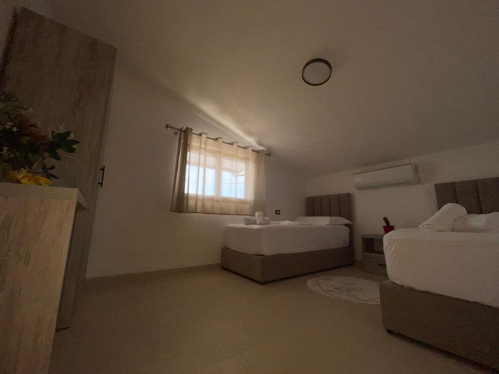 Prela'S Rooms Shkoder Exterior photo