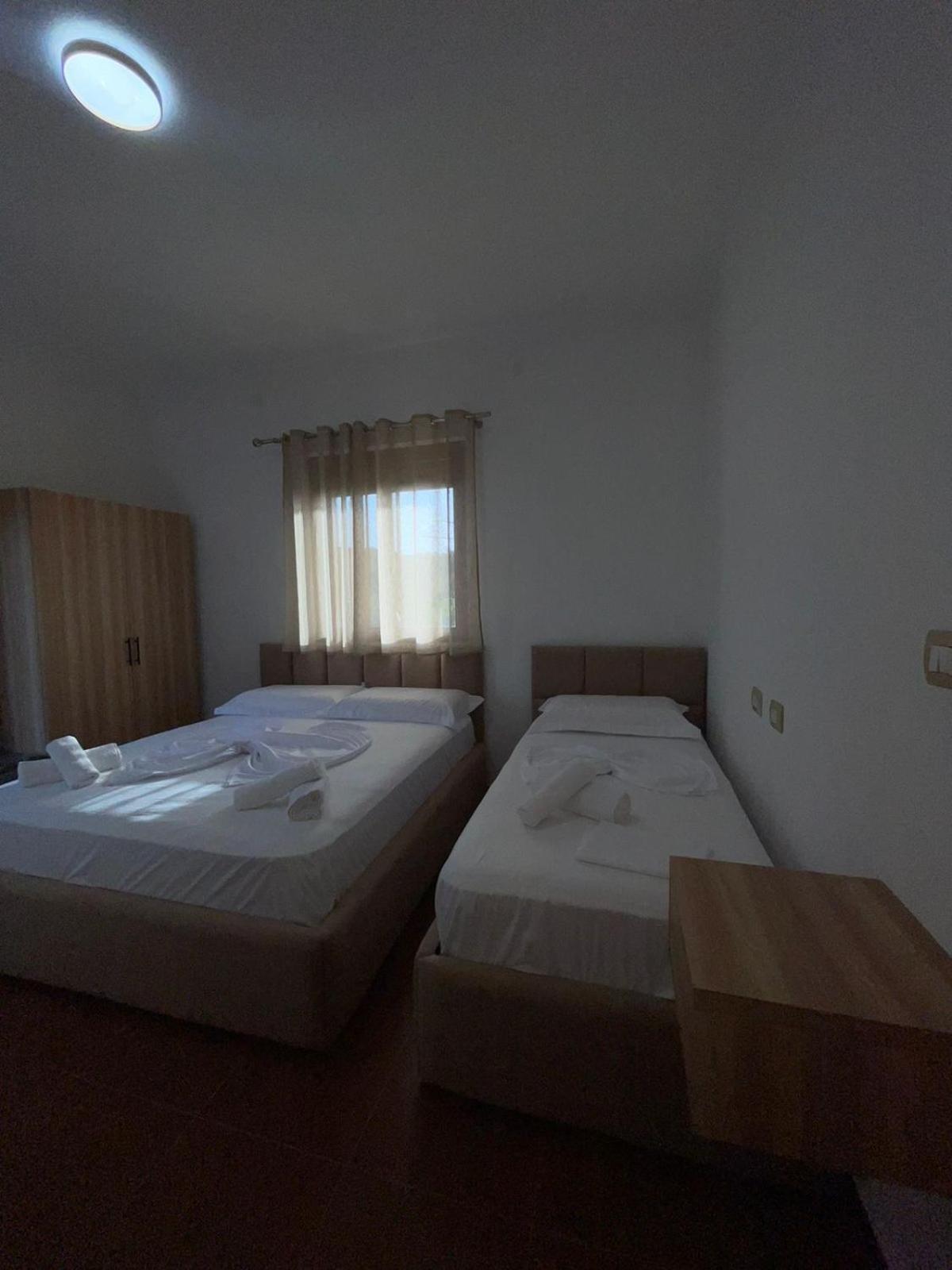 Prela'S Rooms Shkoder Exterior photo