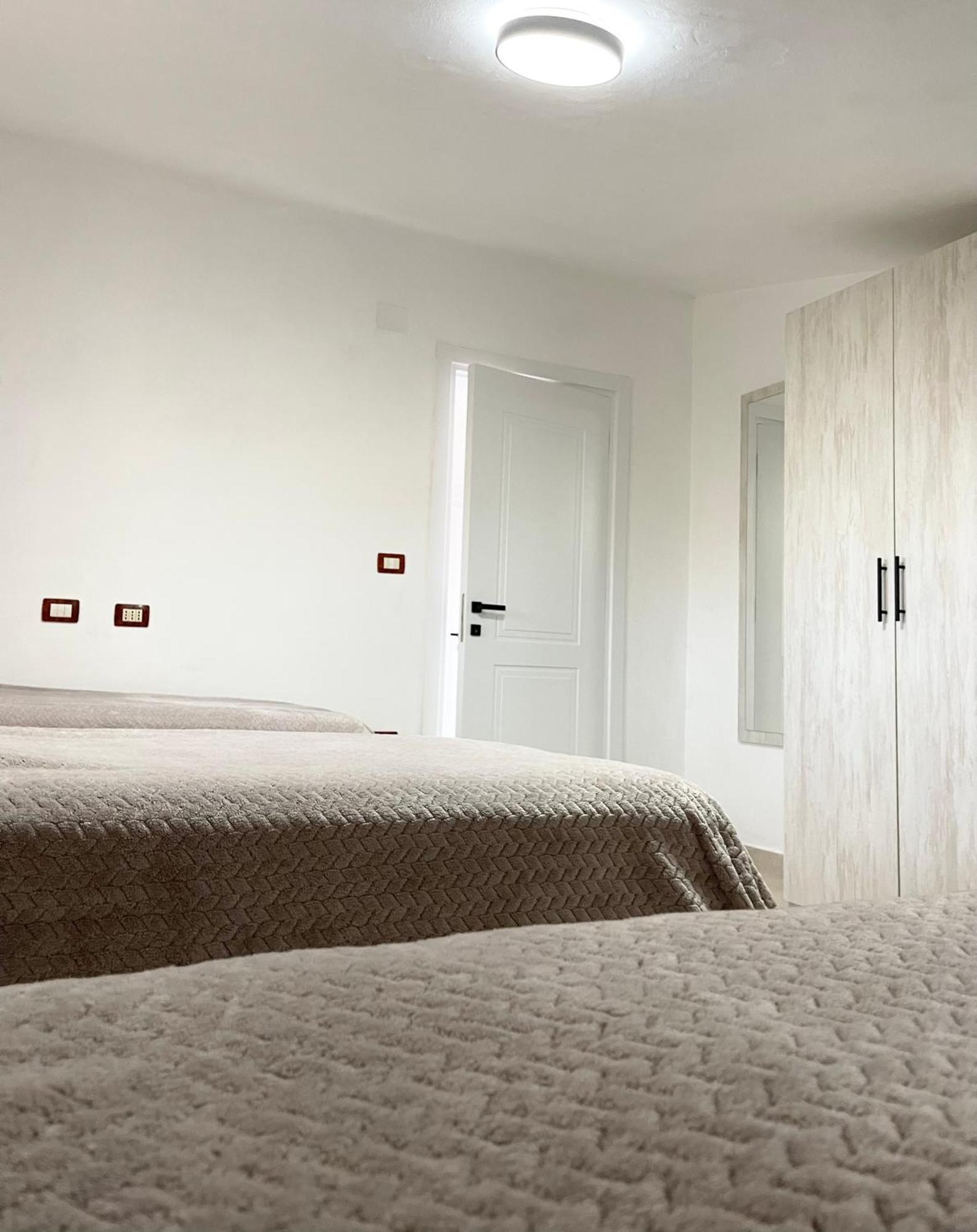 Prela'S Rooms Shkoder Exterior photo